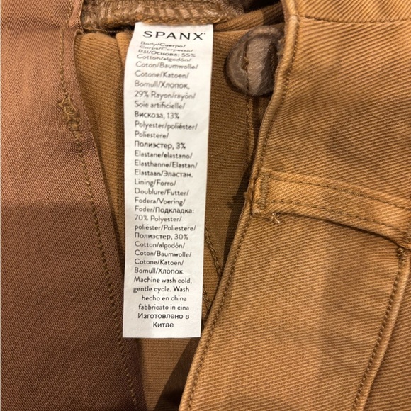Spanx Stretch Twill Ankle Cargo Pants In Honey Glow Size Medium Petite $128 NWT - Picture 9 of 12
